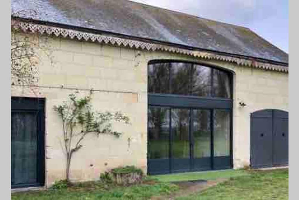 Вілла Le Logis De La Tour Saint Jacques Chouze-sur-Loire Екстер'єр фото